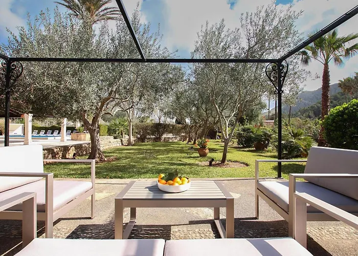 Beeindruckende Grosse In Der Naehe Von Cala San Vicente By Interhome بيت للعطل بويينسا