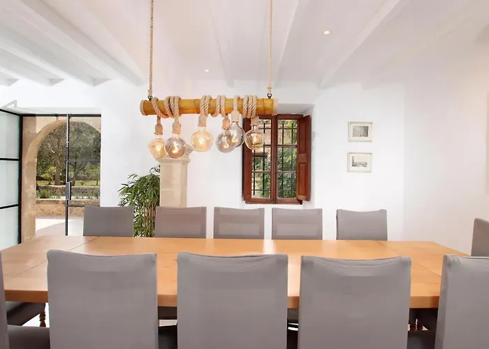 Beeindruckende Grosse In Der Naehe Von Cala San Vicente By Interhome بيت للعطل *