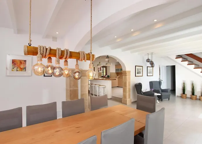 بيت للعطل Beeindruckende Grosse In Der Naehe Von Cala San Vicente By Interhome