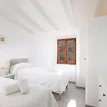 Σπίτι διακοπών Beeindruckende Grosse In Der Naehe Von Cala San Vicente By Interhome