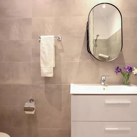 Beeindruckende Grosse In Der Naehe Von Cala San Vicente By Interhome