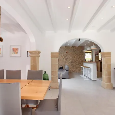 Beeindruckende Grosse In Der Naehe Von Cala San Vicente By Interhome *