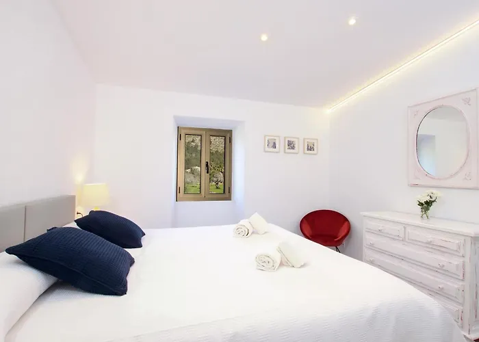 Beeindruckende Grosse In Der Naehe Von Cala San Vicente By Interhome Hébergement de vacances *