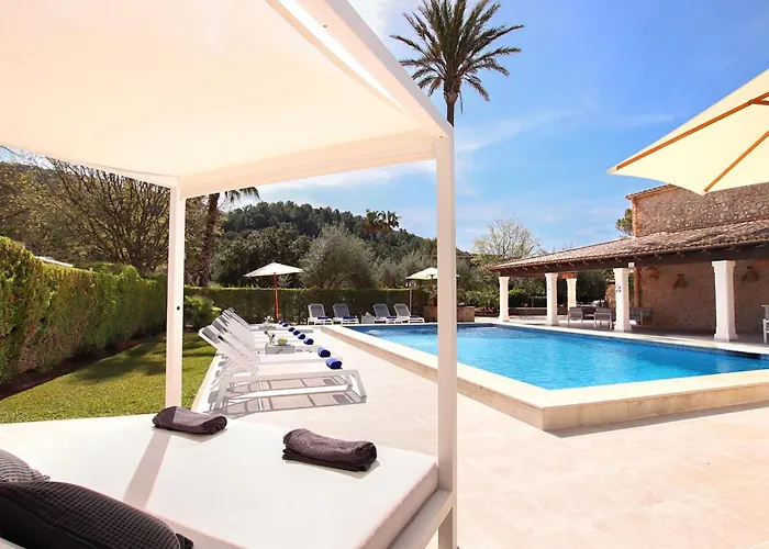 Ferienhaus Beeindruckende Grosse In Der Naehe Von Cala San Vicente By Interhome